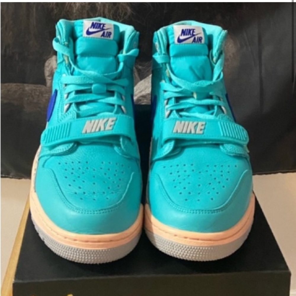 Jordan Legacy 312 Hyper Jade Sneakers - Picture 2 of 4